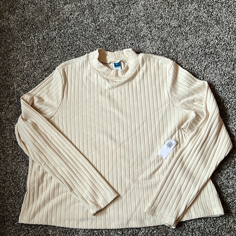 NWT Old Navy Ribbed Mock Neck Top